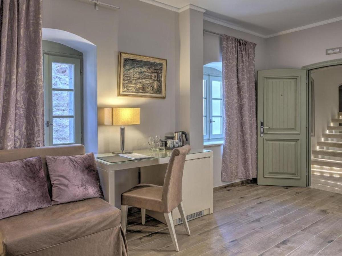 פיסקרדו Fiscardonna Luxury Suites מראה חיצוני תמונה