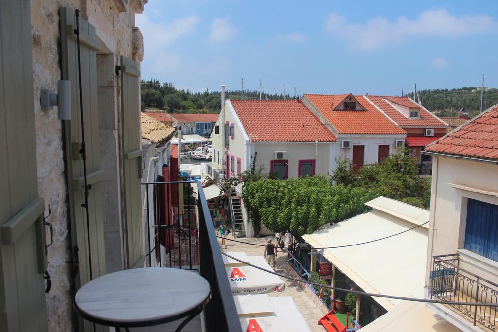 פיסקרדו Fiscardonna Luxury Suites חדר תמונה