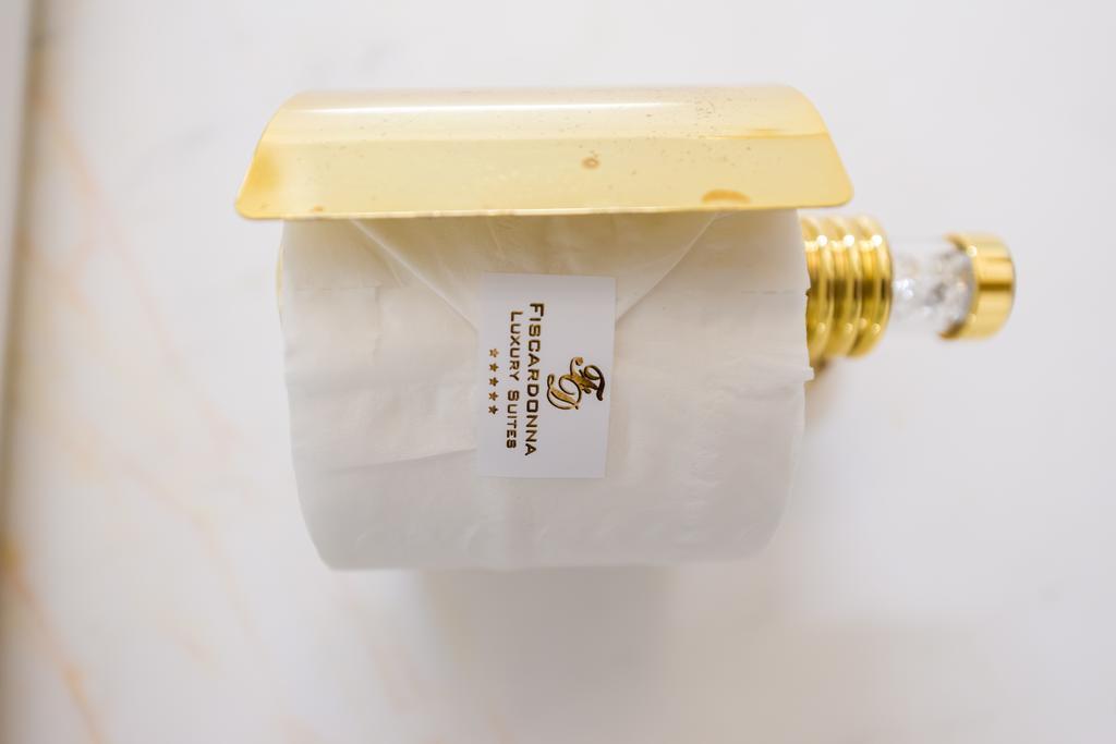 פיסקרדו Fiscardonna Luxury Suites מראה חיצוני תמונה